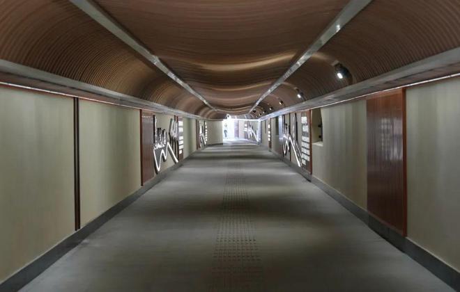 改造后→上海火车站旁这条地下通道焕新“亮”相！市民路过：安全又安心！(图3)