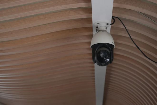 改造后→上海火车站旁这条地下通道焕新“亮”相！市民路过：安全又安心！(图10)