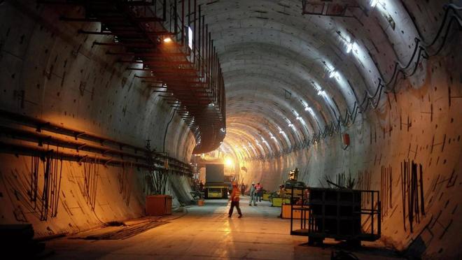 外国专家：中国又开始“反人类操作”耗资125亿把高速搬到地下(图2)