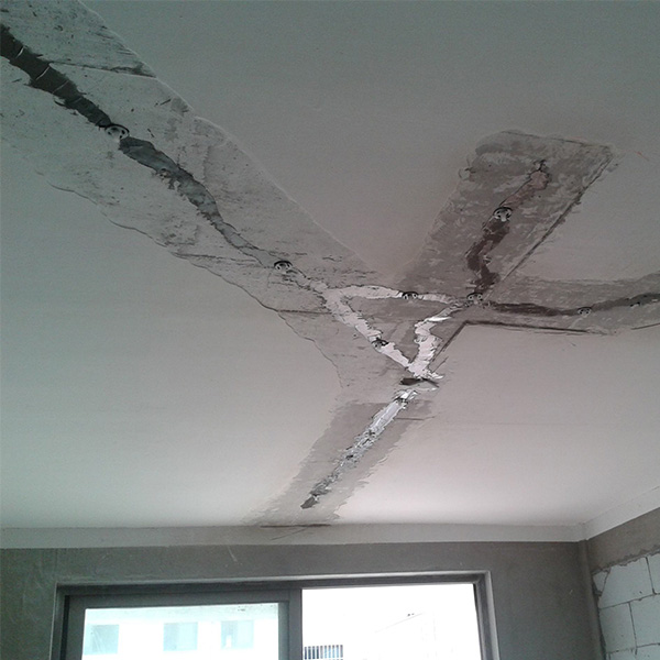 中建八局申请用于坡脚加固的自修复流态固化土加筋挡墙及施工方法专利显著提升挡墙的长期耐久性(图1)