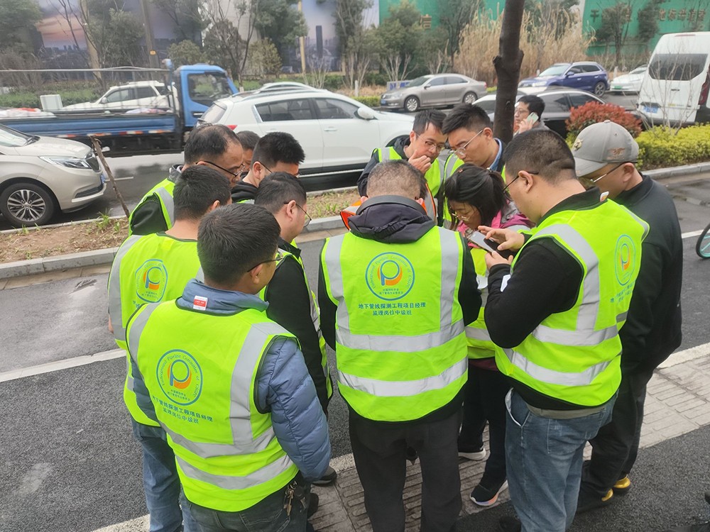 精心谋划 精密组织 精细管理——我市地下市政基础设施普查交出“高分”答卷(图1)