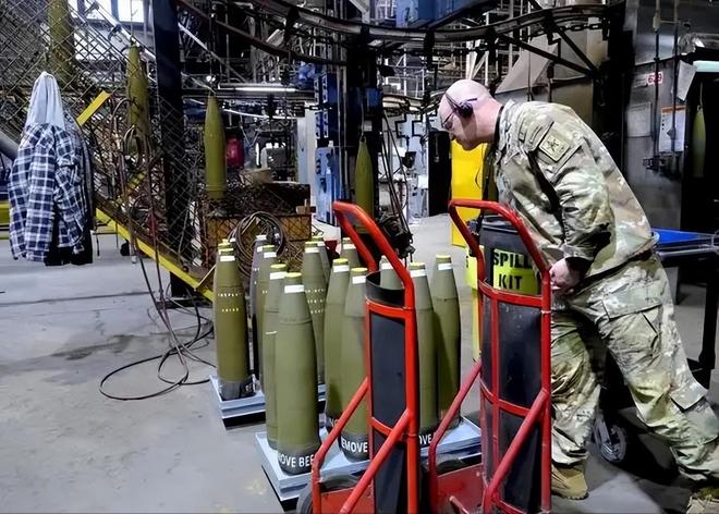 以国防部大楼被击中！英媒：美以拦截弹月末将耗尽真拦不住了(图5)