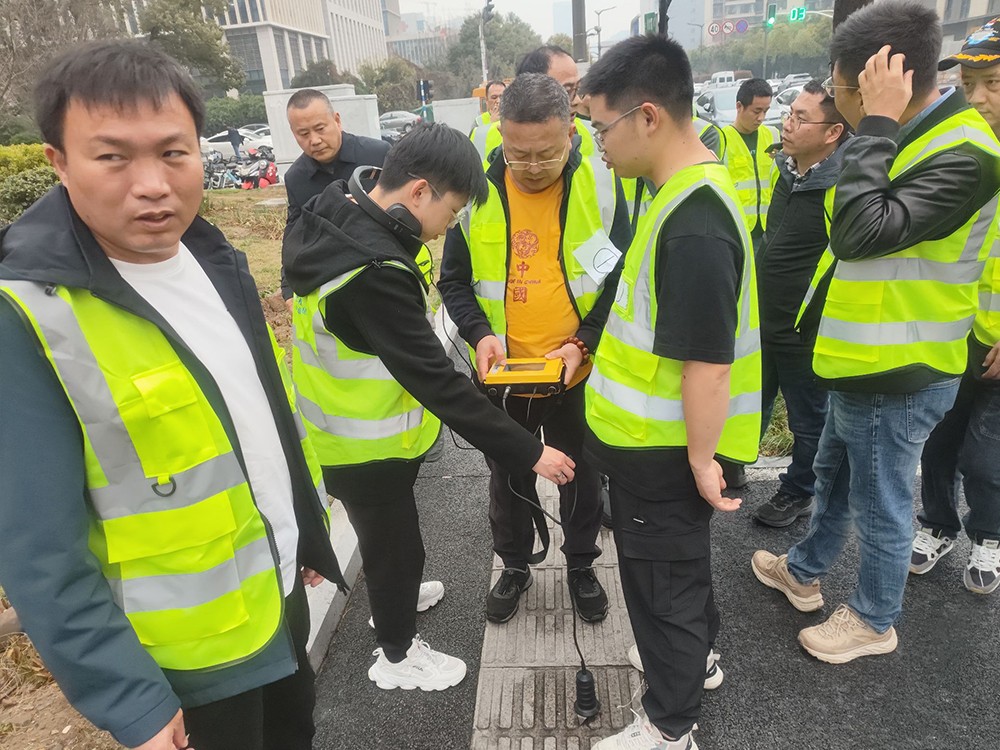 城市地下市政基础设施普查项目通过省级验收(图1)
